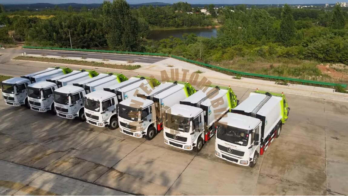 Shacman Müllwagen nach Mittelasien exportiert