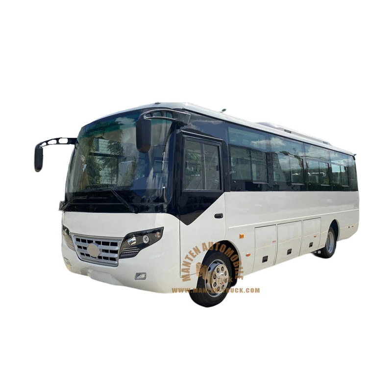 Dongfeng 4 × 2 130HP Bus